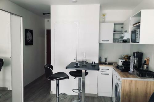 Apartamento Nice 19m In The Centre And Near The Beach