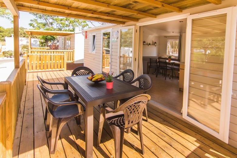 Complejo Tur�stico Cabopino