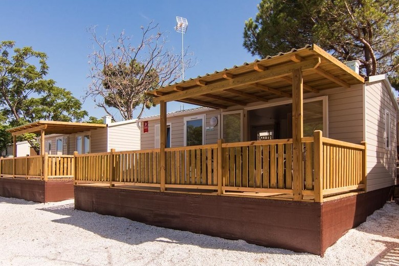 Complejo Tur�stico Cabopino