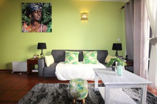 Apt 6 People - Large Private Terrace And Swimming Pool