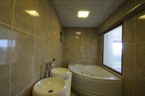 Shimal Residence Hotel