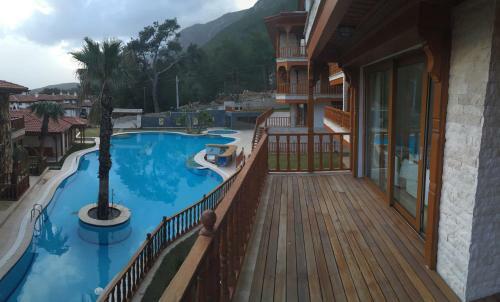 Shimal Residence Hotel
