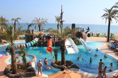 Long Beach Harmony Hotel