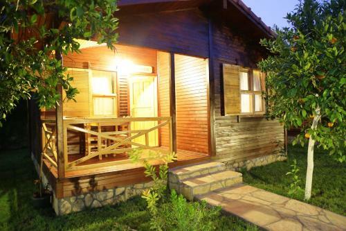 Bed & Breakfast Mercan Bungalow