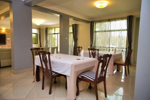Hotel Lakepoint Villa
