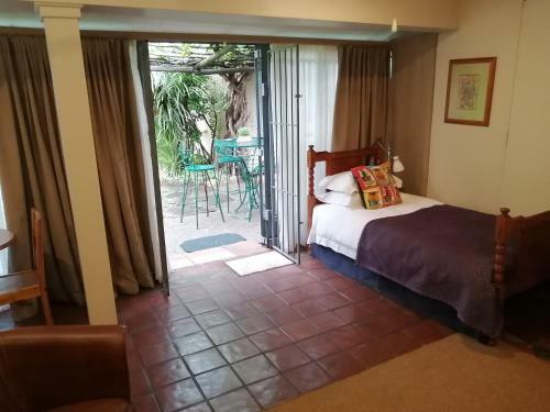 Hostal Dias Guest House