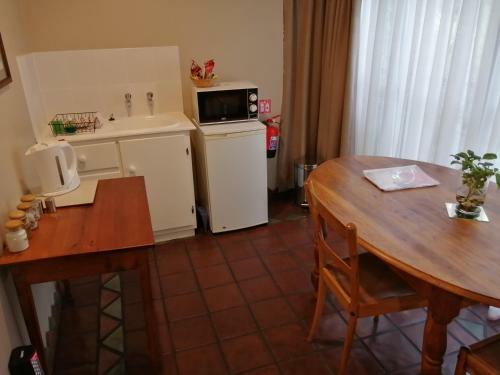 Hostal Dias Guest House