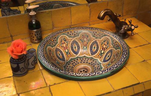 Riad Lune Et Soleil
