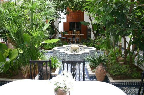 Riad Lune Et Soleil