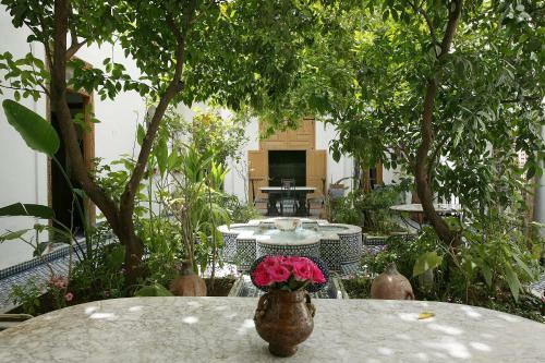 Riad Lune Et Soleil