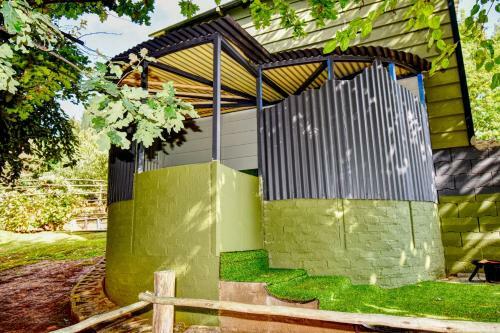 Golden View Luxury Self Catering