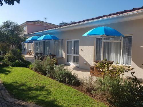 Hostal 10 Windell Self Catering Accommodation