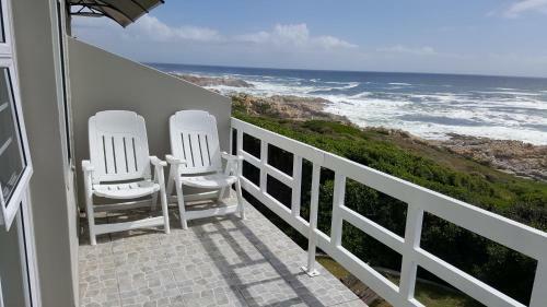 Bed & Breakfast On The Rocks