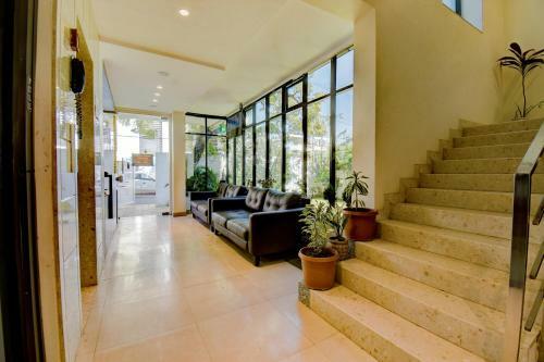 Hotel Elite Homes