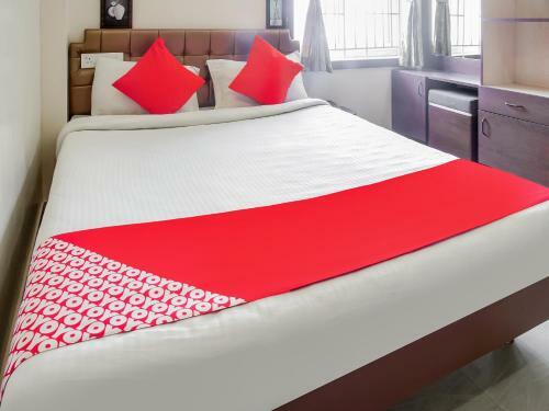 Hotel Oyo 80360 Sree Surabi Residency