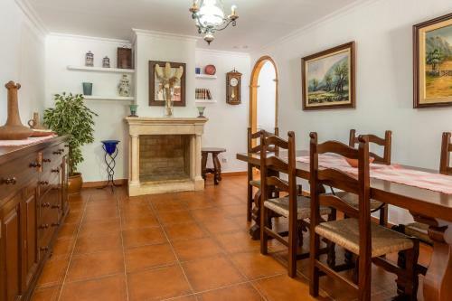 Villa Alegre