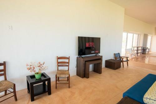 New Beachfront Suites For Large Groups, West Of Chicxulub Centro