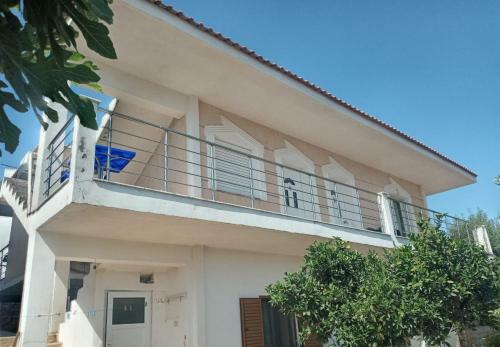 Apartments Ari