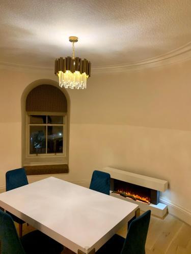 Apartamento Beautiful 4 Bedroom / 4 Bathroom Penthouse Flat.