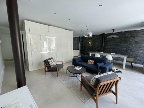 Maison Luxe Face Aux Remparts Aigues Mortes