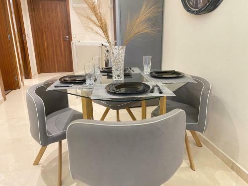 Apartamento Pearl 31 - Classy, Brand New W/ Balcony