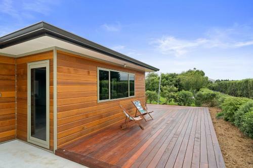 Orange Blossom Cottage - Greytown Holiday Home