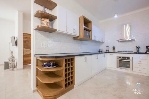 Brand New Townhome With Private Rooftop Plunge Pool