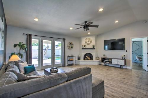 Scottsdale Family Oasis With Private Pool And Bbq