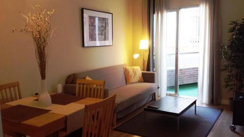 Dflat Escultor Madrid Apartments
