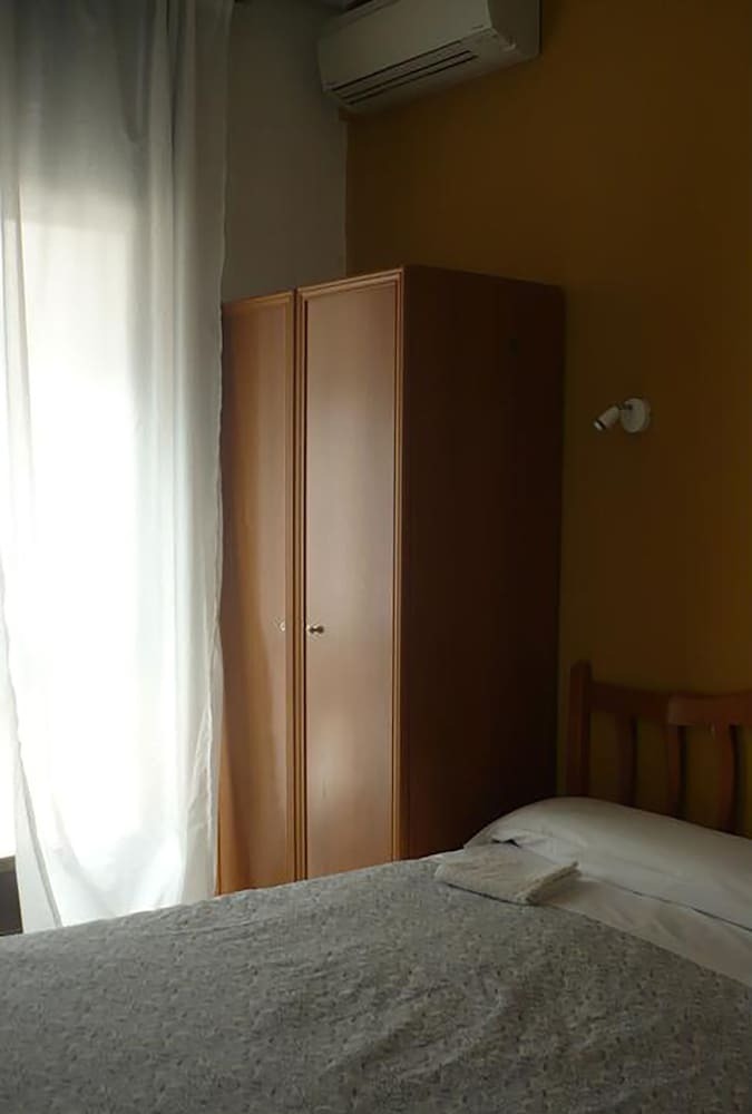 Hostal Fuencarral Kryse