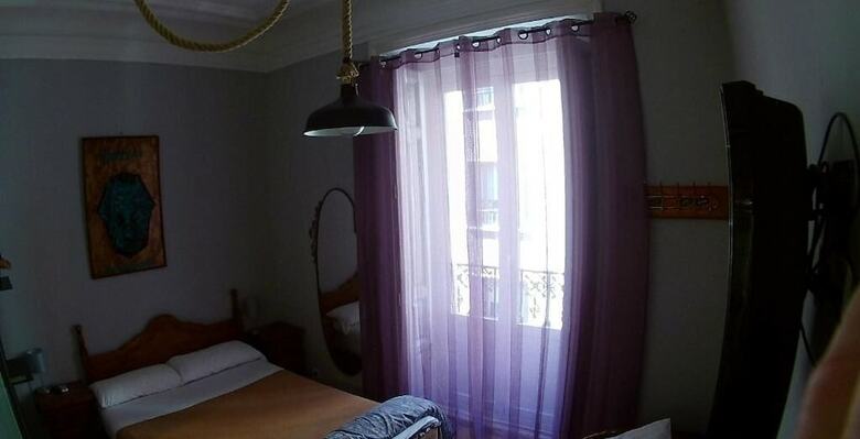 Hostal Hispalense