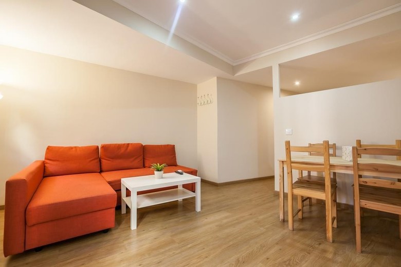 Hob Apartment