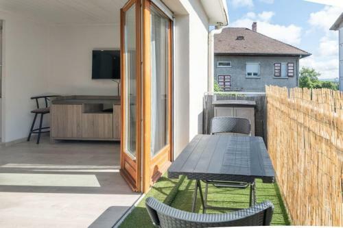 Apartment For 4 People 5 Minutes From Annecy
