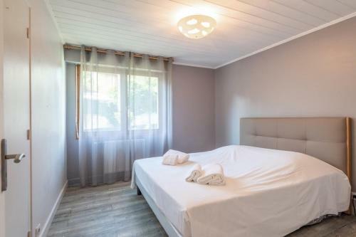 Apartment For 4 People 5 Minutes From Annecy