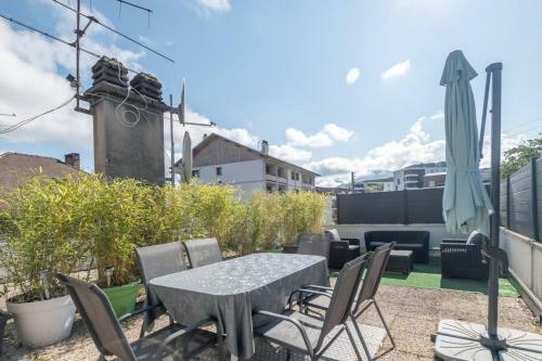 Apartment For 4 People 5 Minutes From Annecy