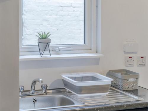Pass The Keys Fab 2br Home City Centre Local Belfast Feel