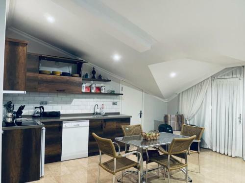 Apartamento Akvaryum ?�?nde Den?z Manzarali Terasli Dublex