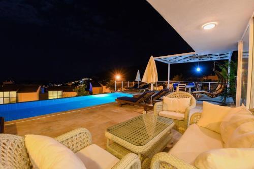 The Ultimate Villa With Stunning Views, Kalkan Villa 1050