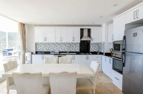 The Ultimate Villa With Stunning Views, Kalkan Villa 1050