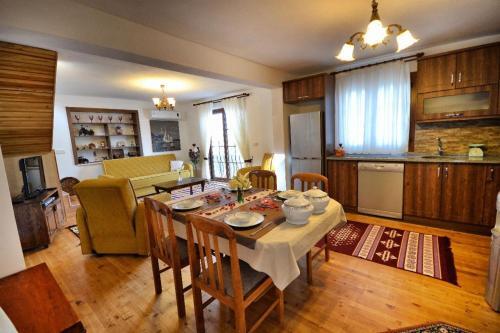 Exclusive Villa With Breathtaking Views, Kalkan Villa 1045