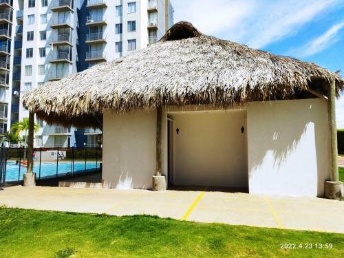 Apartamento Apto Primer Piso Frente A Piscina