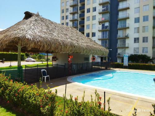 Apartamento Apto Primer Piso Frente A Piscina