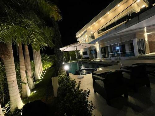 Villa C�moda Casa Finca Con Piscina - San Jer�nimo, Ant