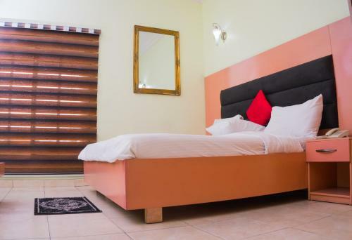 1804 Boutique Hotel