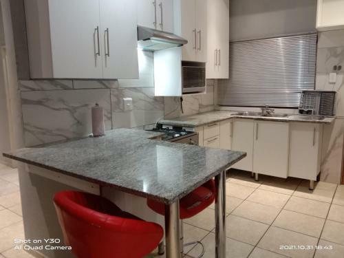 Ezeknoz Guesthouse