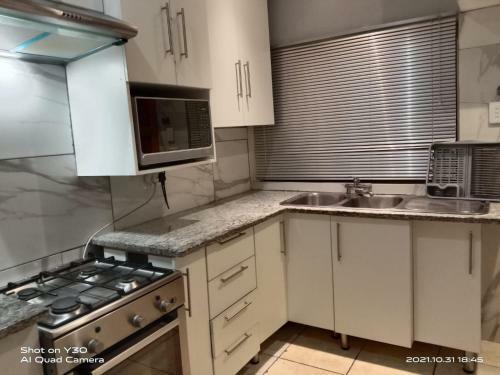 Ezeknoz Guesthouse