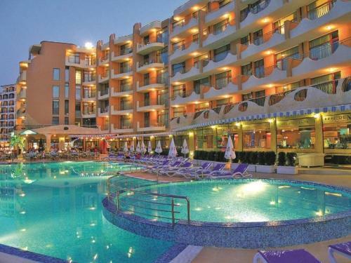 Grenada Hotel Family Apartaments Destination Bulgaria 2000
