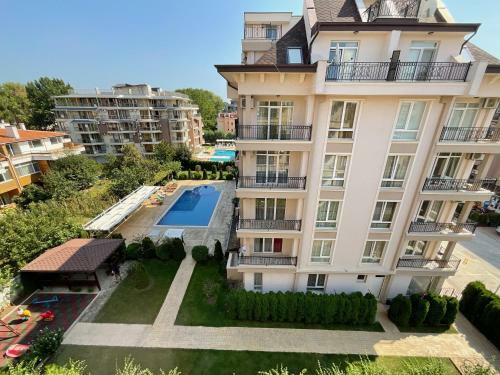 Saint Elena Apartments