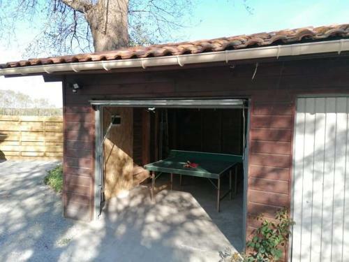 Charmente Maison Joliment Arbor�e.