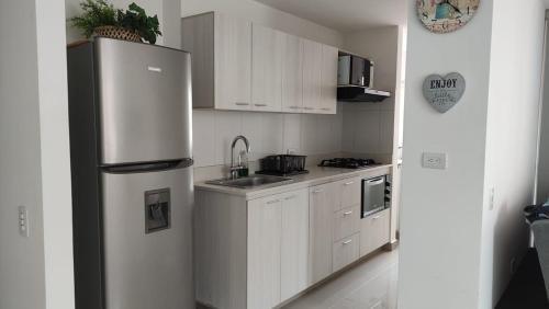 Apartamento El Poblado Sabaneta New 3bdr + Office- Comfortable Apt